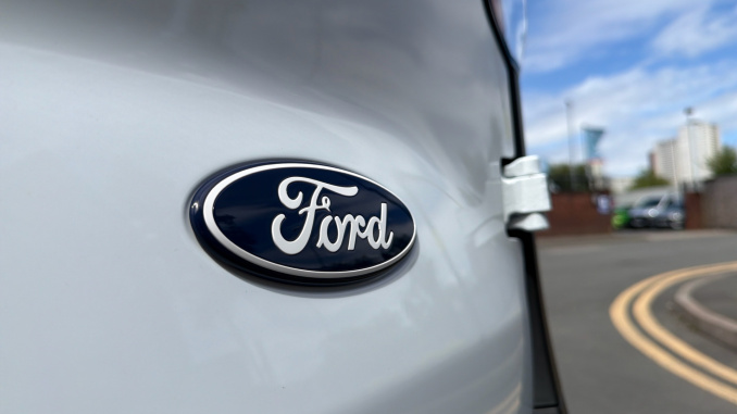 Ford Transit Courier Diesel 1.5 EcoBlue Trend Van - Image 37
